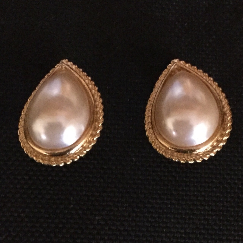 Teardrop Faux Pearl Caralina Clip Earrings